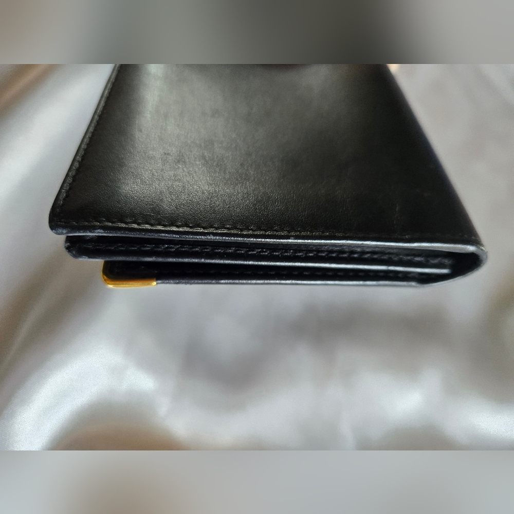 Dunhill Classic Black Wallet with Gold Details - Picture 3 of 13